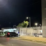 Refugio Moderno En Las Alturas